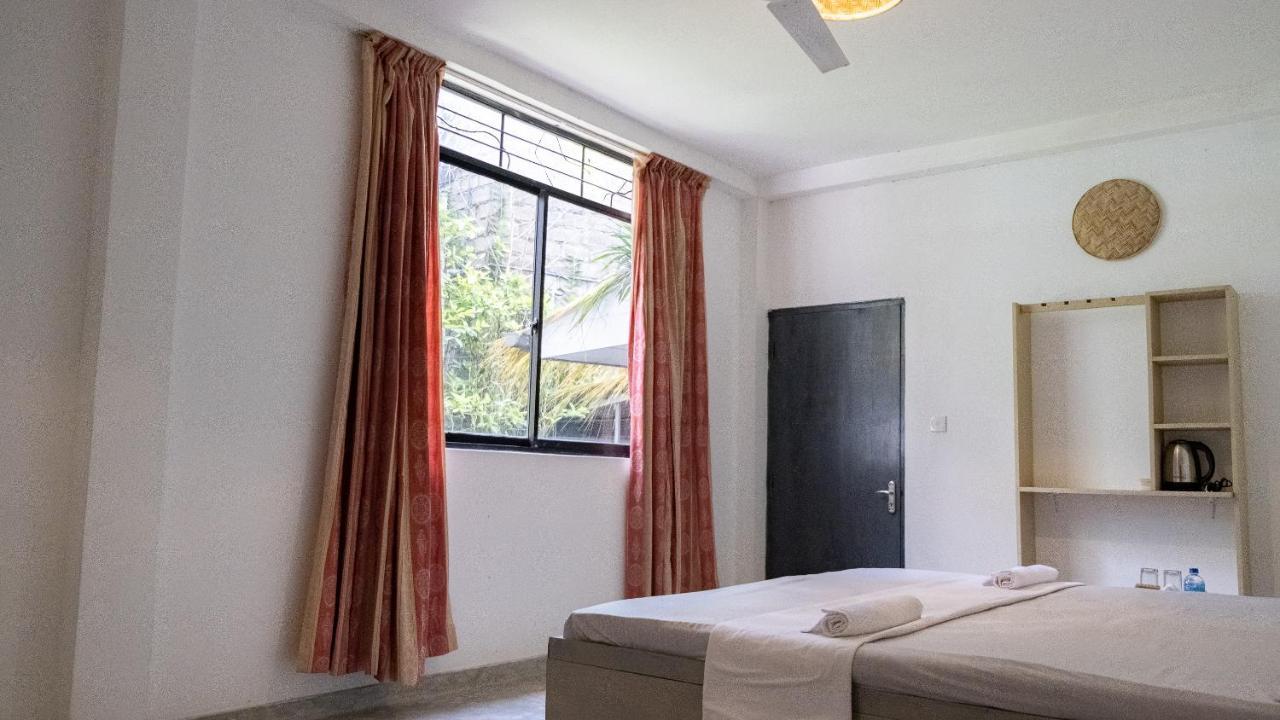Rastha Pastha Beach Villa Unawatuna Exteriör bild